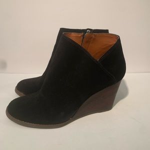 Lucky Brand Wedge Suede Zip Bootie In Black Size 9